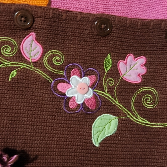 Very Gently Loved girls size 5T by Savannah beautiful sweater multi-color flower - Picture 6 of 14